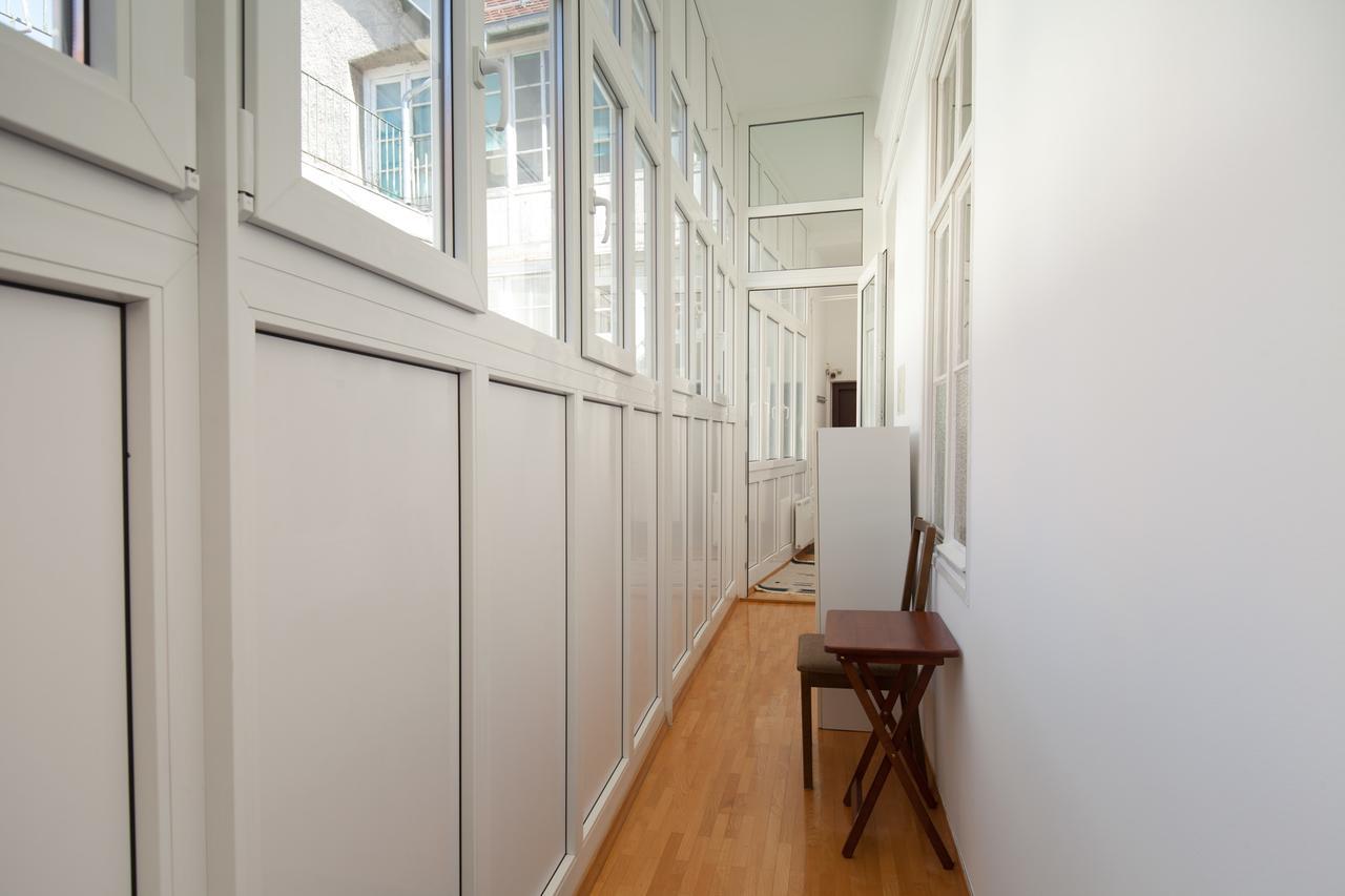 Charming Apartment Laura Tour As Ljubljana By Town Hall Exterior foto